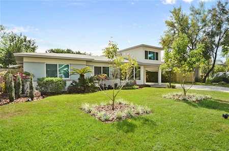 903 Plaza Court Orlando, FL 32803