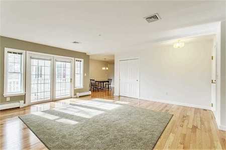 34 Meeting House Ln #209 Stow, MA 01775