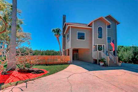 14008 Harbor View Drive Seminole, FL 33776