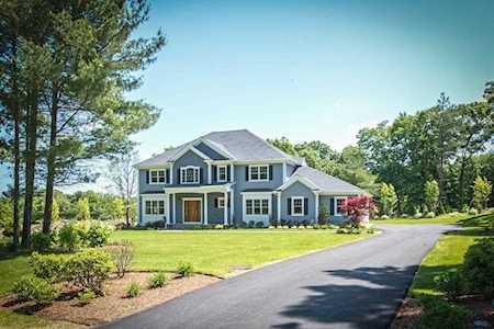 117 Nobscot Dr ( Lot 16 ) Framingham, MA 01701