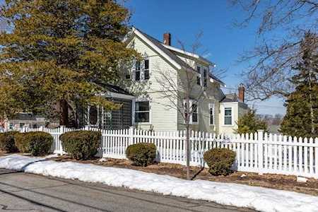 83 Locust Street Reading, MA 01867