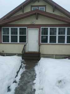 1211 Minnehaha Avenue E Saint Paul, MN 55106