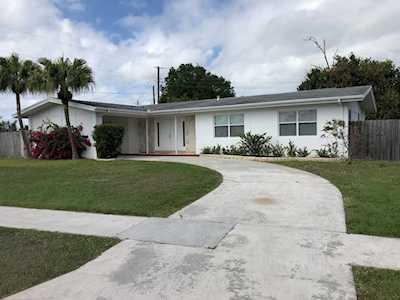 179 SE Placita Court Port Saint Lucie, FL 34983