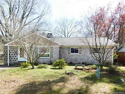 2508 Hilliard Dr Charlotte, NC 28205