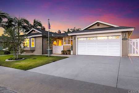 21082 Greenboro Lane Huntington Beach, CA 92646