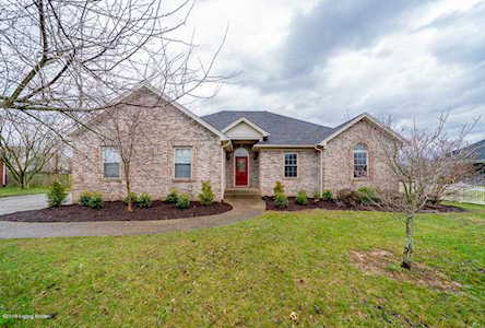 571 Blackberry Cir Mt Washington, KY 40047