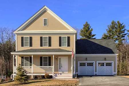 49 Magnolia Ln #49 Groton, MA 01450