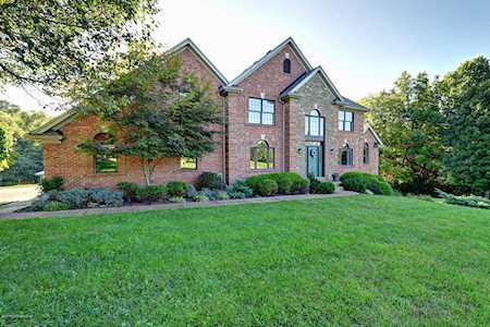 2404 Running Brook Trail Louisville, KY 40023