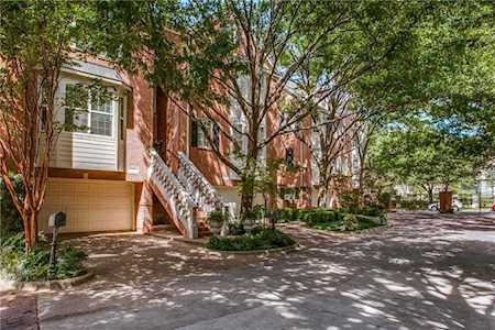 4221 Lomo Alto Court Highland Park, TX 75219