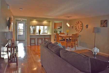140 N Main St #10B Attleboro, MA 02703