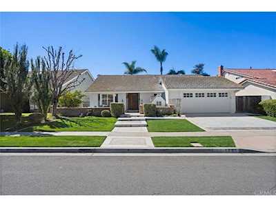 1791 Hummingbird Drive Costa Mesa, CA 92626