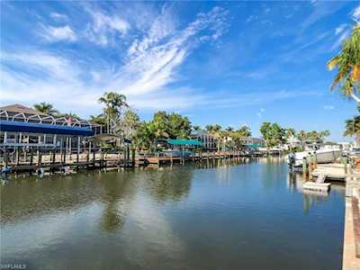 17760 Broadway Ave Fort Myers Beach, FL 33931