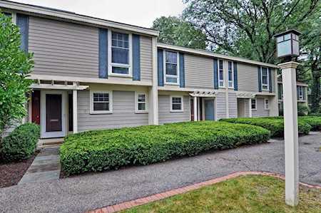 11 Oak St #26 Wellesley, MA 02482