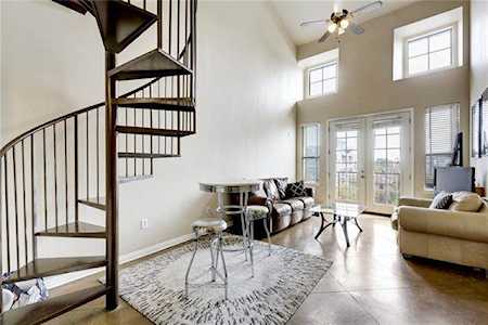 2505 San Gabriel St #613 Austin, TX 78705