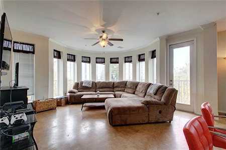 910 25th St #306 Austin, TX 78705