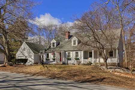11 Sears Street Burlington, MA 01803