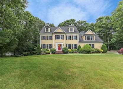 35 Berkshire St Norfolk, MA 02056