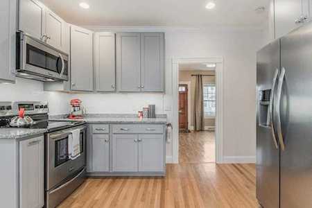 2 Hayes St #4 Maynard, MA 01754