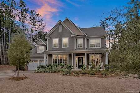 211 Forest Lake Blvd Mooresville, NC 28117
