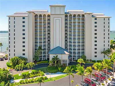 17170 Harbour Pointe Dr #136 Fort Myers, FL 33908