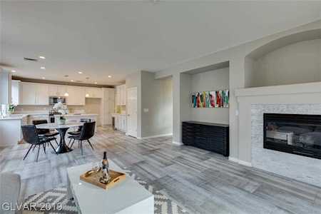 3045 Sunrise Heights Dr Henderson, NV 89052