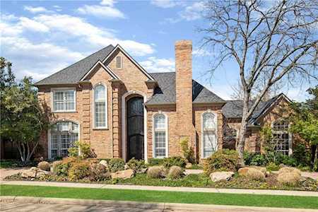 5223 Oak Lake Drive Dallas, TX 75287