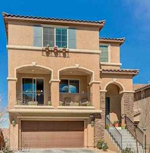 7646 Monomoy Bay Ave Las Vegas, NV 89179