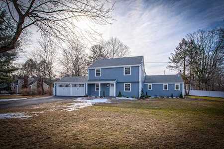 1 Old Tavern Rd Wayland, MA 01778