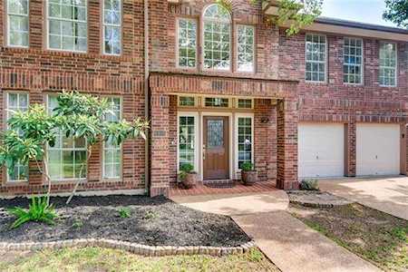 6409 Zadock Woods Dr Austin, TX 78749