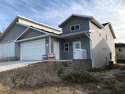 309 SE Will Ct Mandan, ND 58554