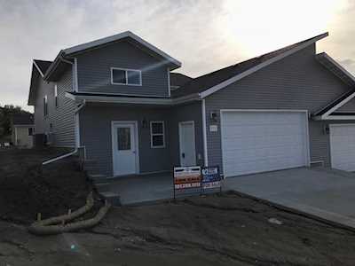 311 SE Will Ct Mandan, ND 58554
