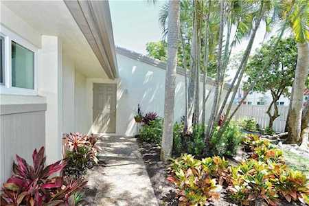 134 Whispering Sands Circle #V-13 Sarasota, FL 34242
