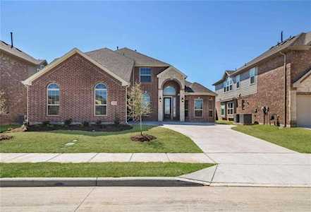 1225 Bayonet Street Little Elm, TX 75068