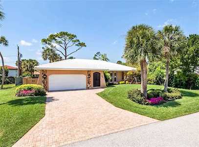 620 Poinsettia Drive Venice, FL 34285