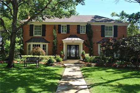 3525 Caruth Boulevard University Park, TX 75225