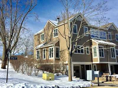 15 Angela Ln #15 Watertown, MA 02472