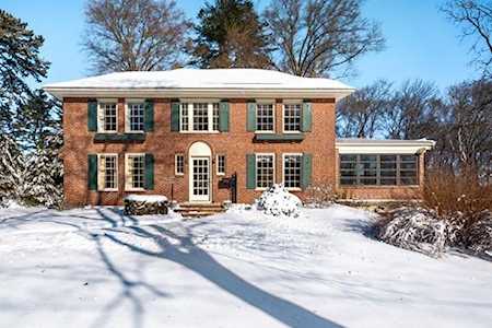 123 Pinehurst Rd Belmont, MA 02478