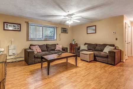 40 Colonial Dr #2 Andover, MA 01810
