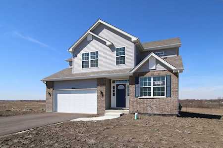 998 Garnet Ln Montgomery, IL 60538