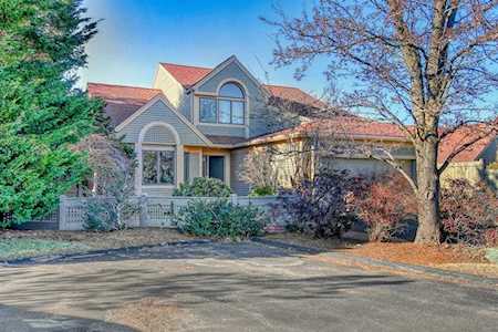 7 Wainwright Rd #115 Winchester, MA 01890