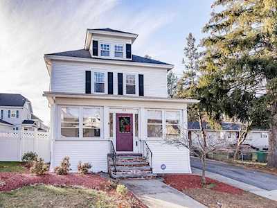 522 Pine St Lowell, MA 01851