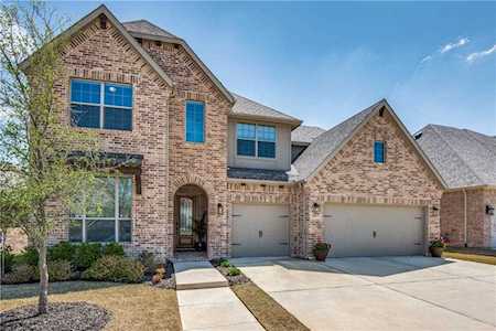 2617 Oak Blossom Drive Mckinney, TX 75071