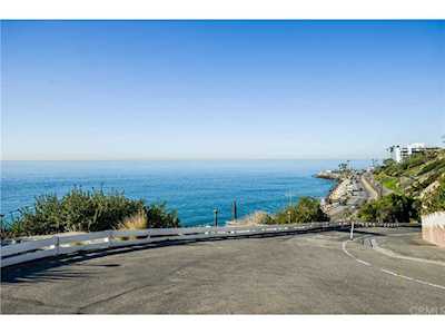 17015 Pacific Coast Highway #6 Pacific Palisades, CA 90272