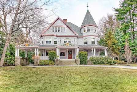 158 Prince St Newton, MA 02465