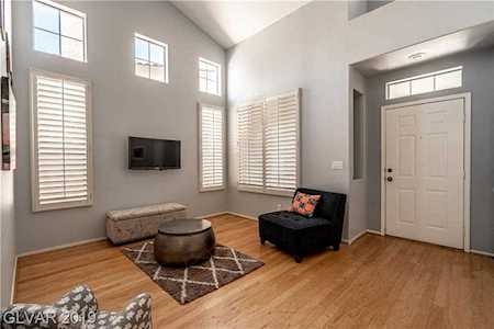 1617 Cimarron Crest St Las Vegas, NV 89145