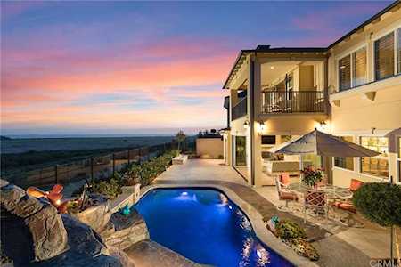 4572 Oceanridge Drive Huntington Beach, CA 92649