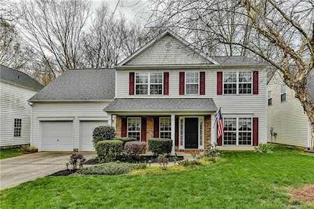 2856 Huckleberry Hill Dr Fort Mill, SC 29715