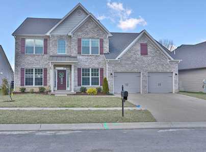 8702 Talon Ridge Dr Louisville, KY 40229