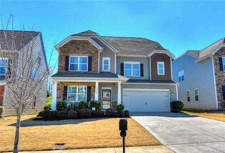 10428 Hillsborough St Huntersville, NC 28078