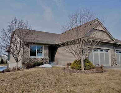 10730 Lyndale Bluffs Trail Bloomington, MN 55420